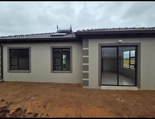 3 BEDROOM HOUSE FOR SALE IN CRYSTAL PARK